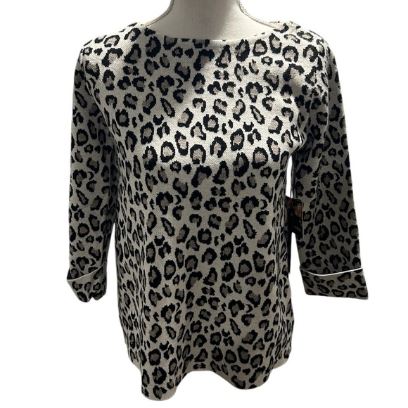 {Tahari} Leopard Sleeved Pullover Sweater - Picture 1 of 4